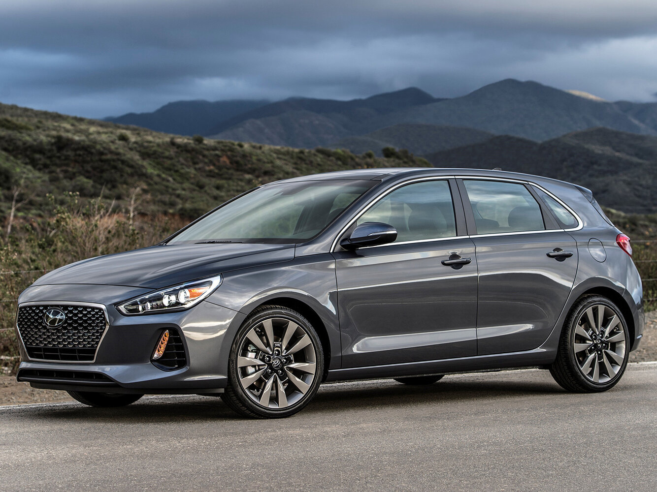 Hyundai Elantra VI (2015-2020) - Хэтчбек 5 дв. GT