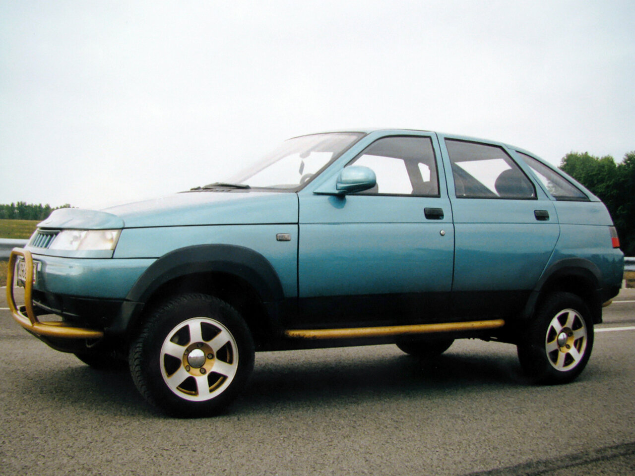 Lada (ВАЗ) 2112 I (1998-2009) - Хэтчбек 5 дв. Тарзан