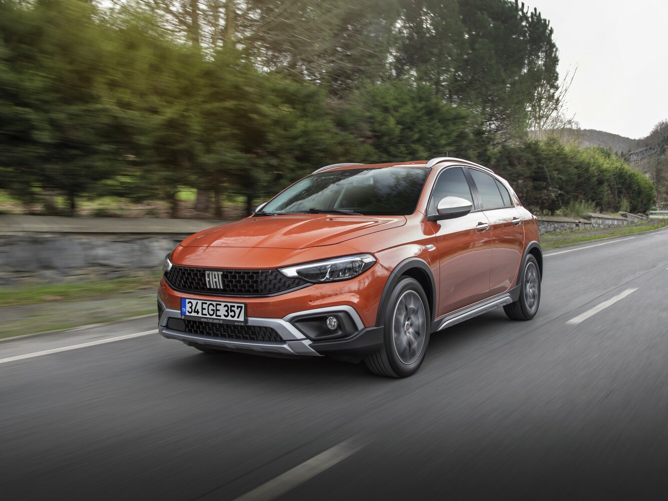 Fiat Egea I (2015-2026) - Хэтчбек 5 дв. Cross