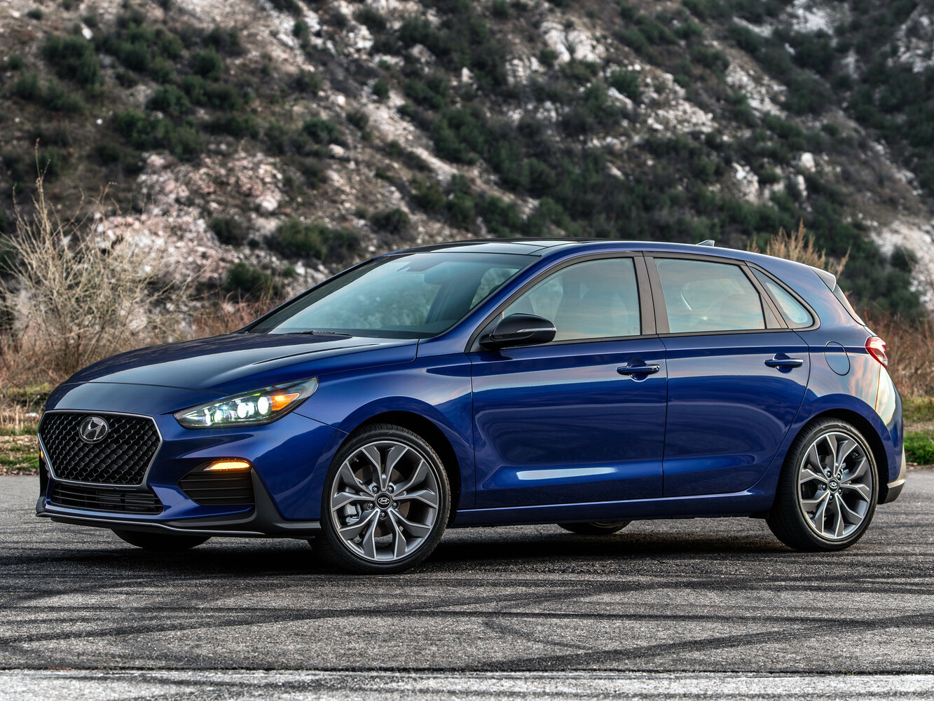 Hyundai Elantra VI (2015-2020) - Хэтчбек 5 дв. GT