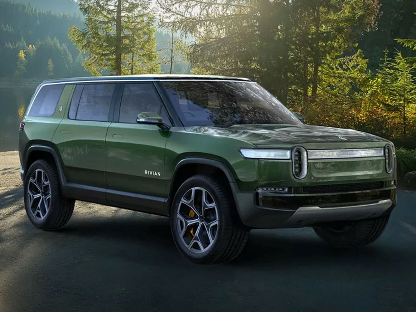 Rivian R1S I (2022-2026) - Внедорожник 5 дв.