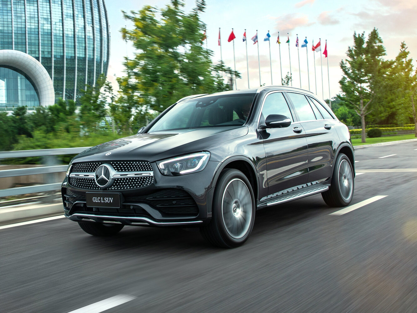 Mercedes-Benz GLC I (2015-2022) - Внедорожник 5 дв. L