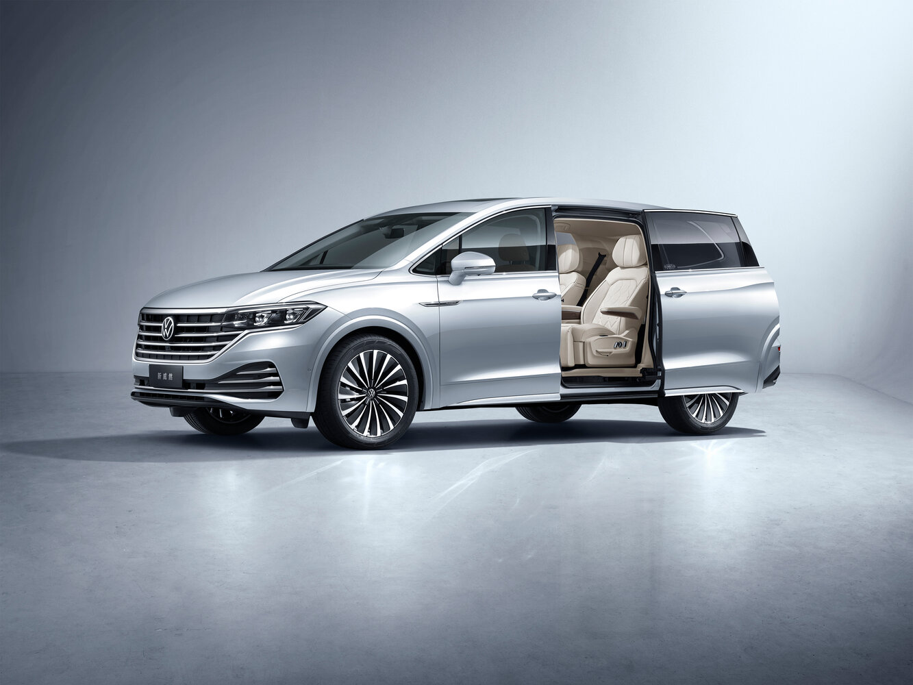 Volkswagen Viloran I (2020-2026) - Минивэн