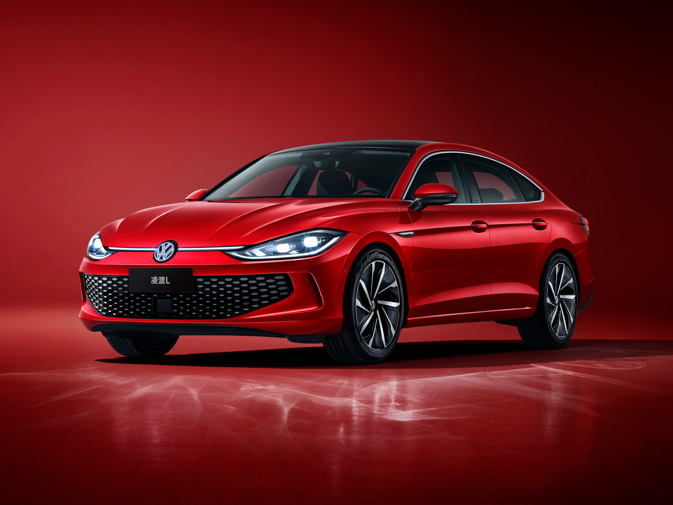 Volkswagen Lamando II (2022-2026) - Лифтбек L
