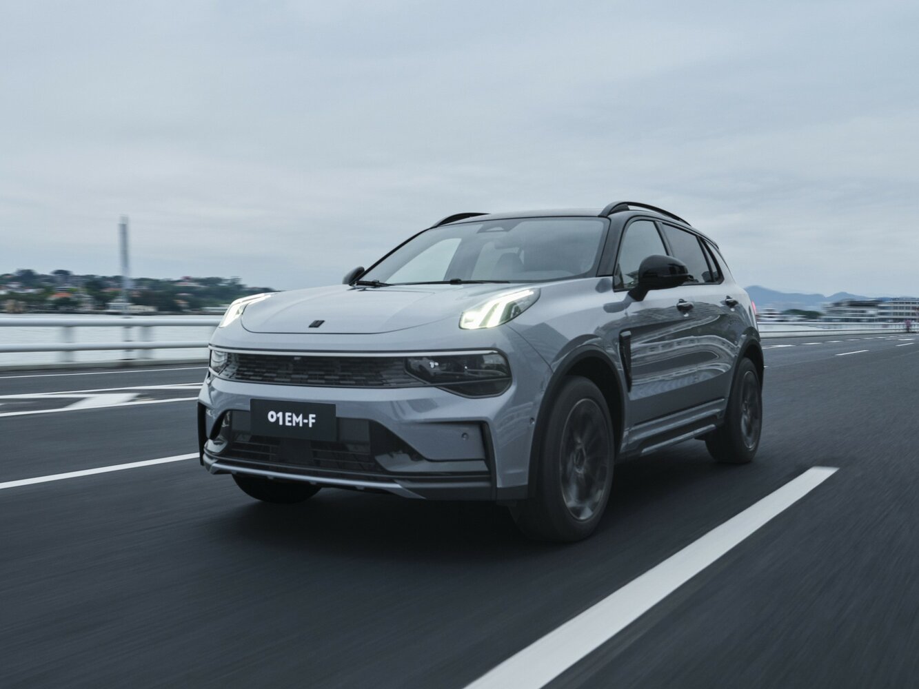 Lynk & Co 01 I (2017-2026) - Внедорожник 5 дв.