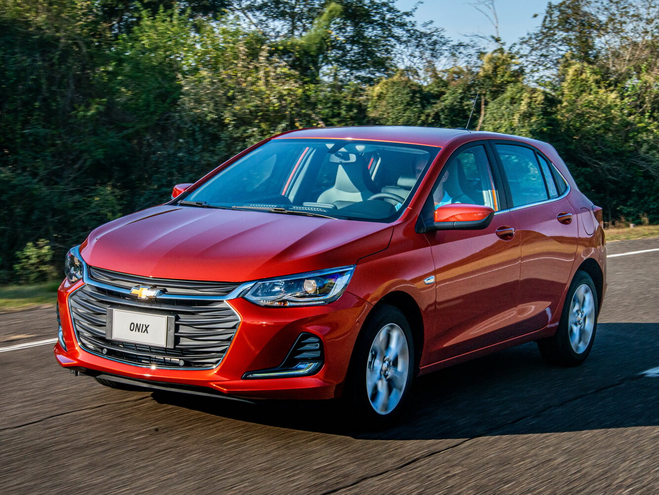 Chevrolet Onix II (2019-2026) - Хэтчбек 5 дв.