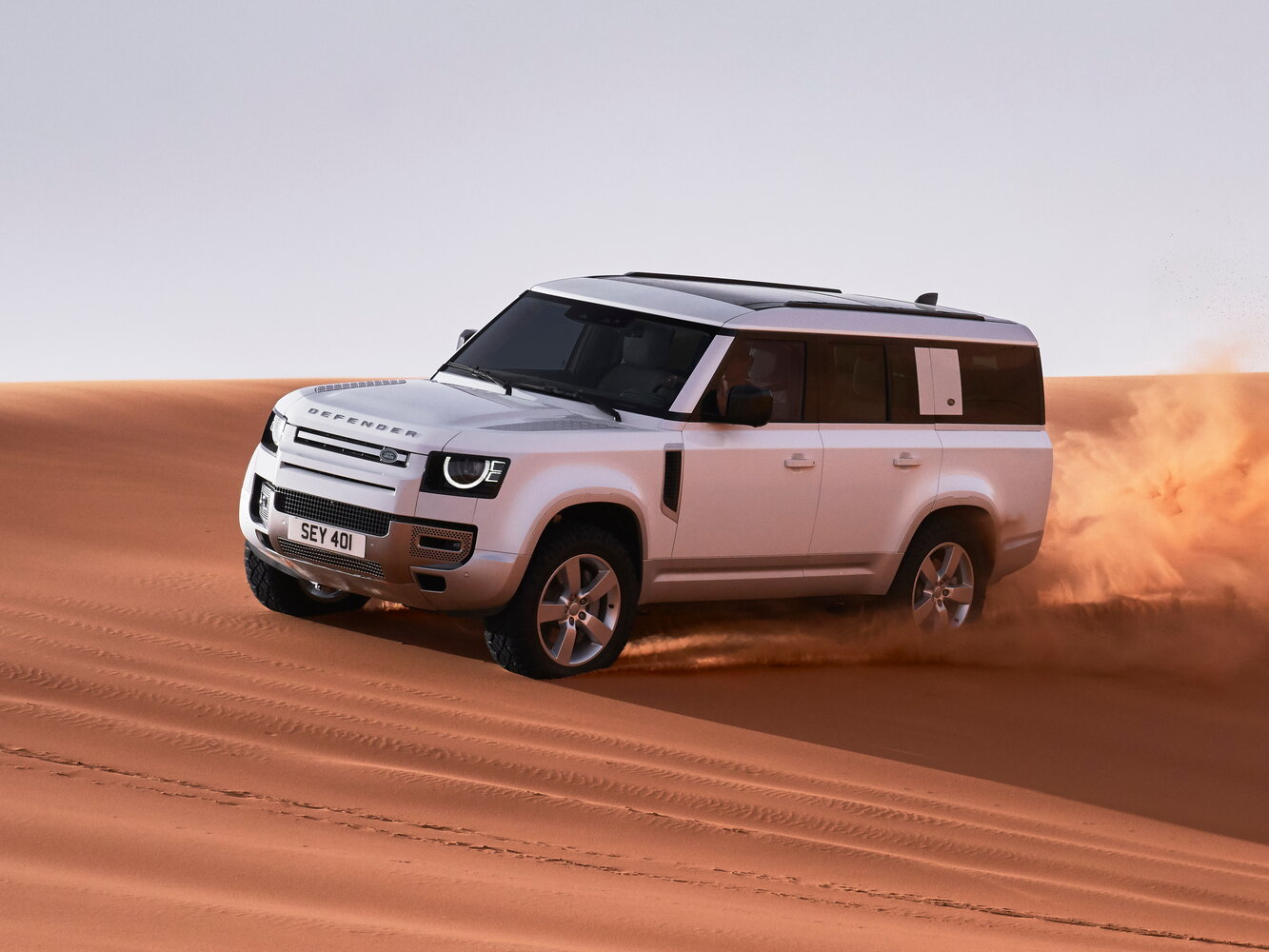 Land Rover Defender II (2019-2026) - Внедорожник 5 дв. 130