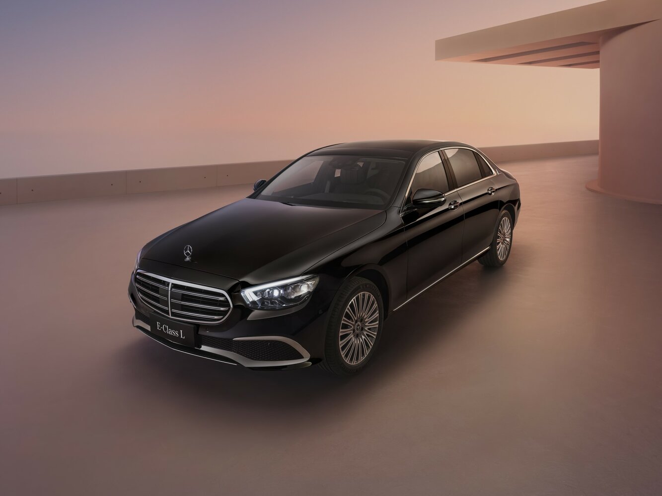 Mercedes-Benz E-Класс V (2016-2023) - Седан L