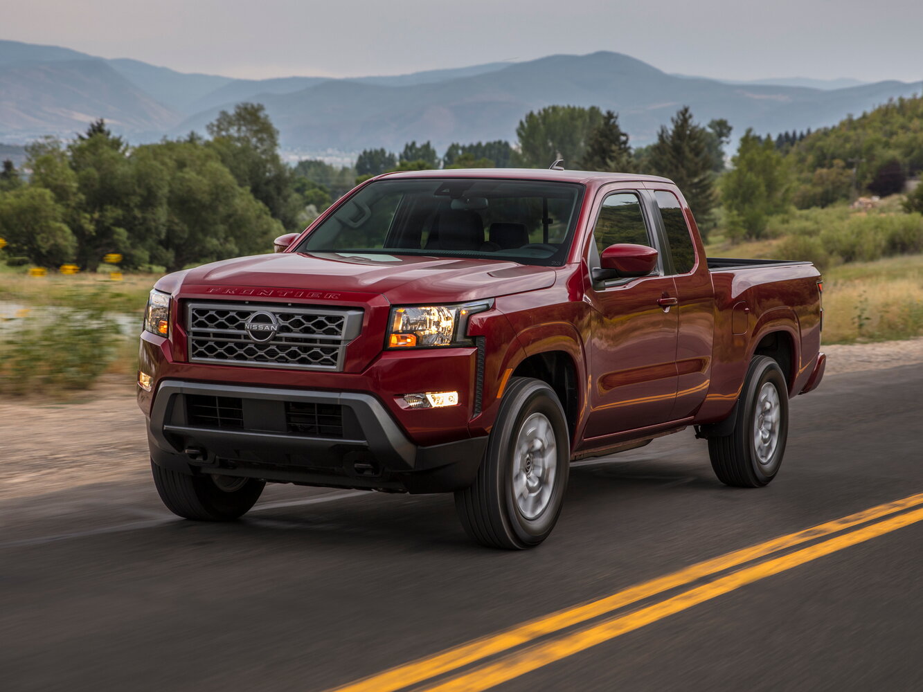 Nissan Frontier III (2021-2026) - Пикап Полуторная кабина King Cab
