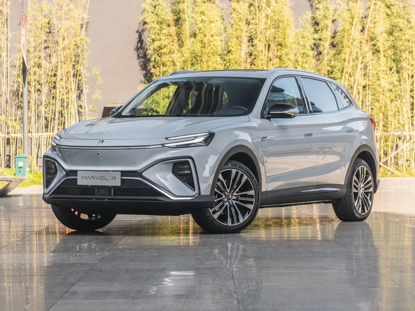 Rising Auto Marvel R I (2020-2022) - Внедорожник 5 дв.