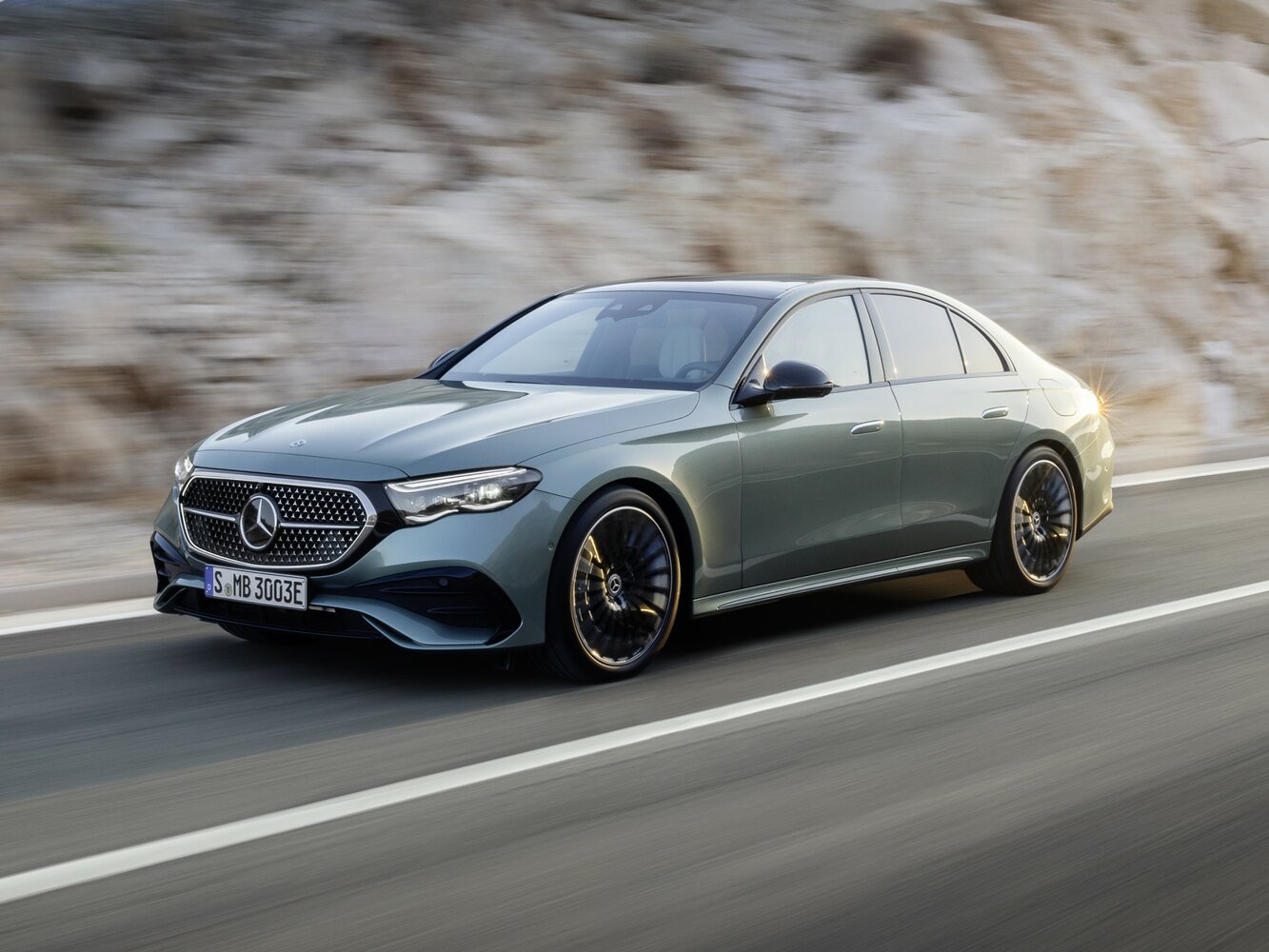 Mercedes-Benz E-Класс VI (2023-2026) - Седан