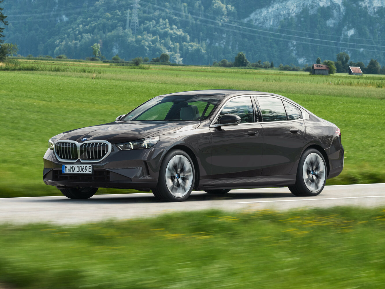 BMW 5 серии VIII (2023-2026) - Седан