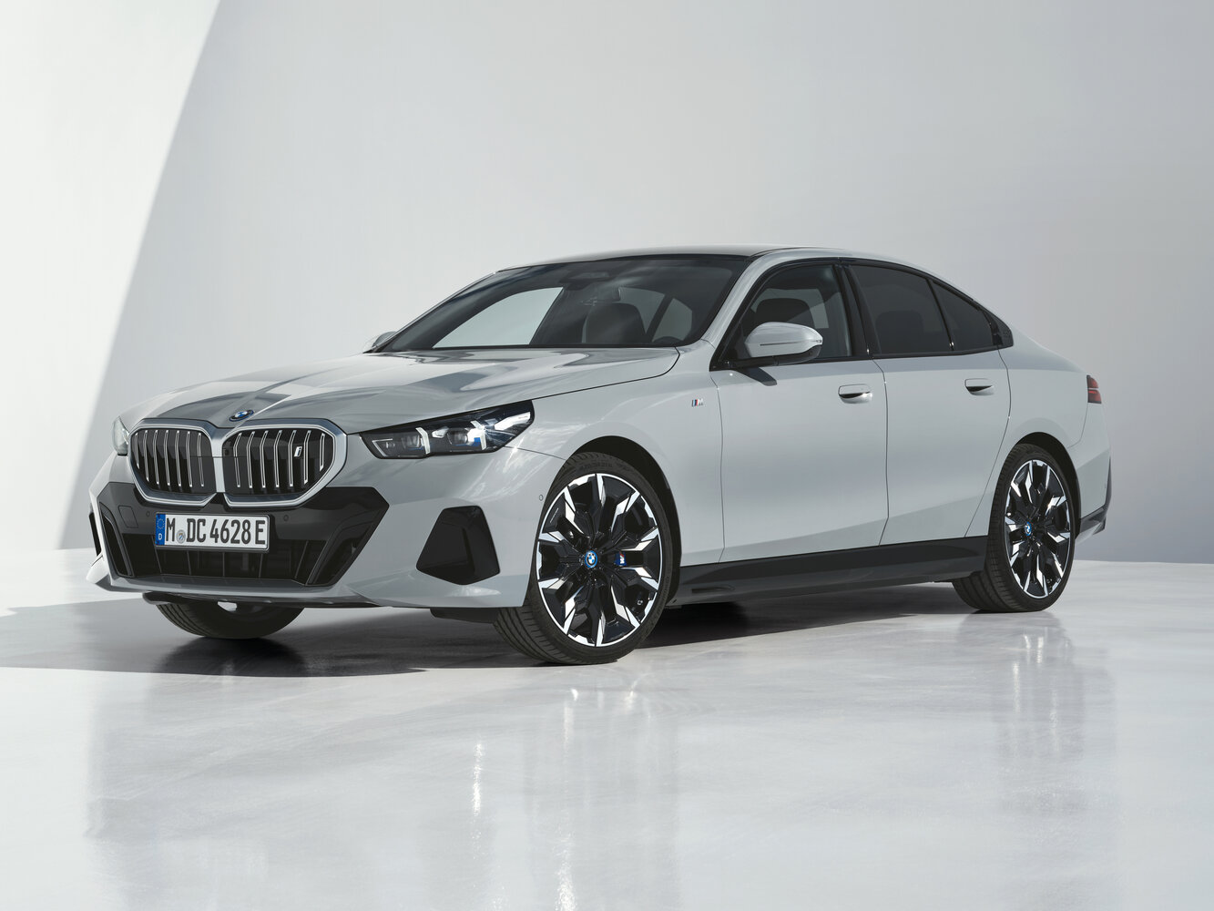BMW i5 I (2023-2026) - Седан