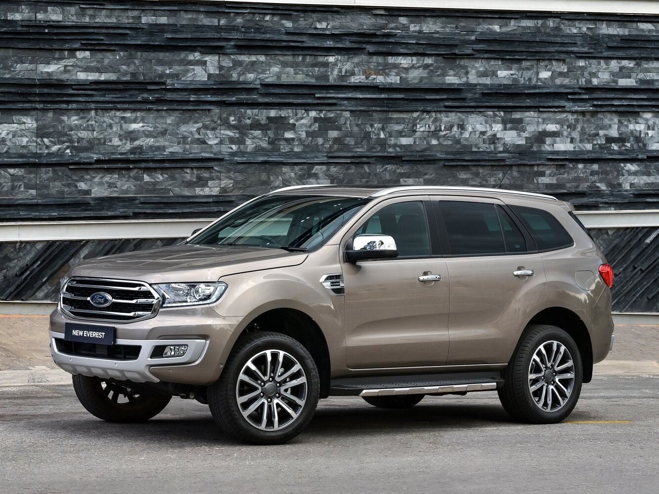 Ford Everest II (2015-2022) - Внедорожник 5 дв.
