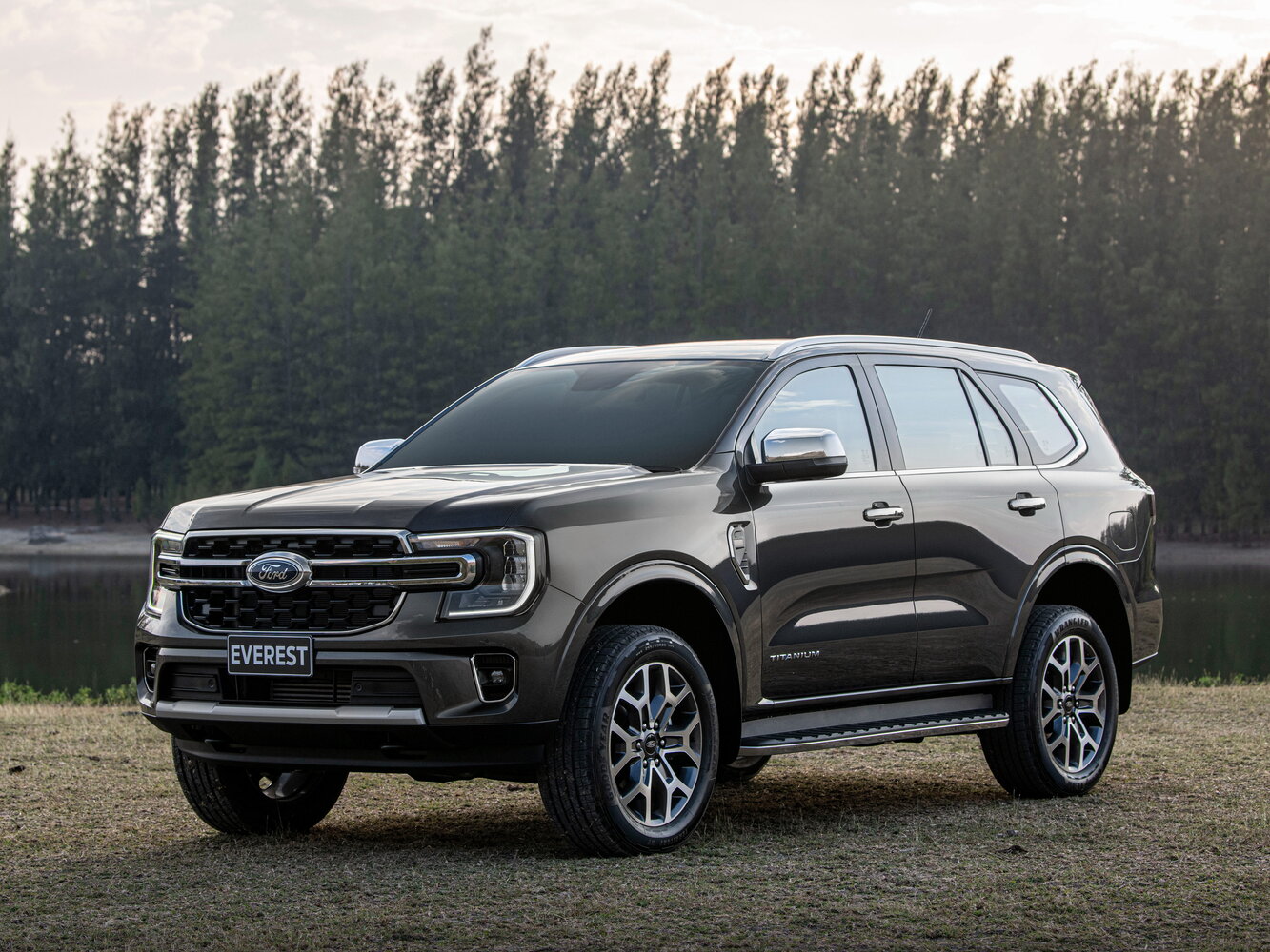 Ford Everest III (2022-2026) - Внедорожник 5 дв.