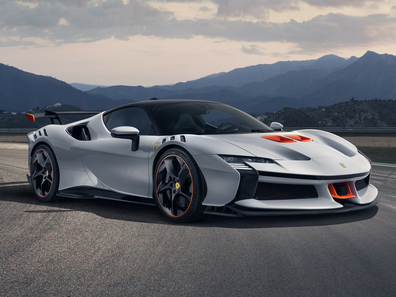 Ferrari SF90 I (2019-2026) - Купе Stradale XX