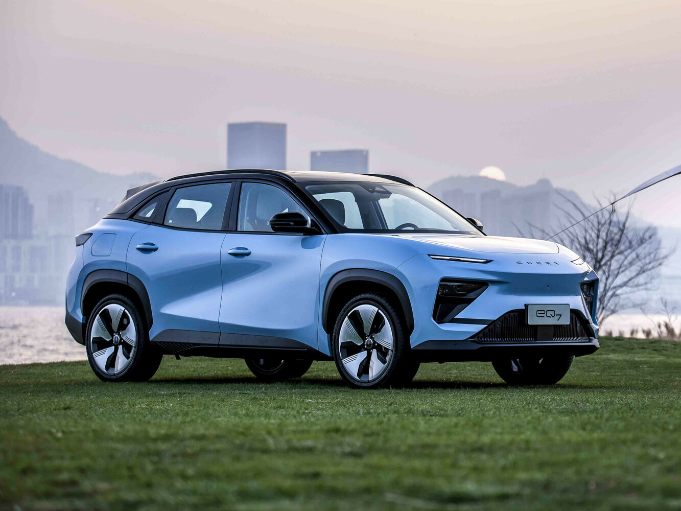 Chery eQ7 I (2023-2026) - Внедорожник 5 дв.