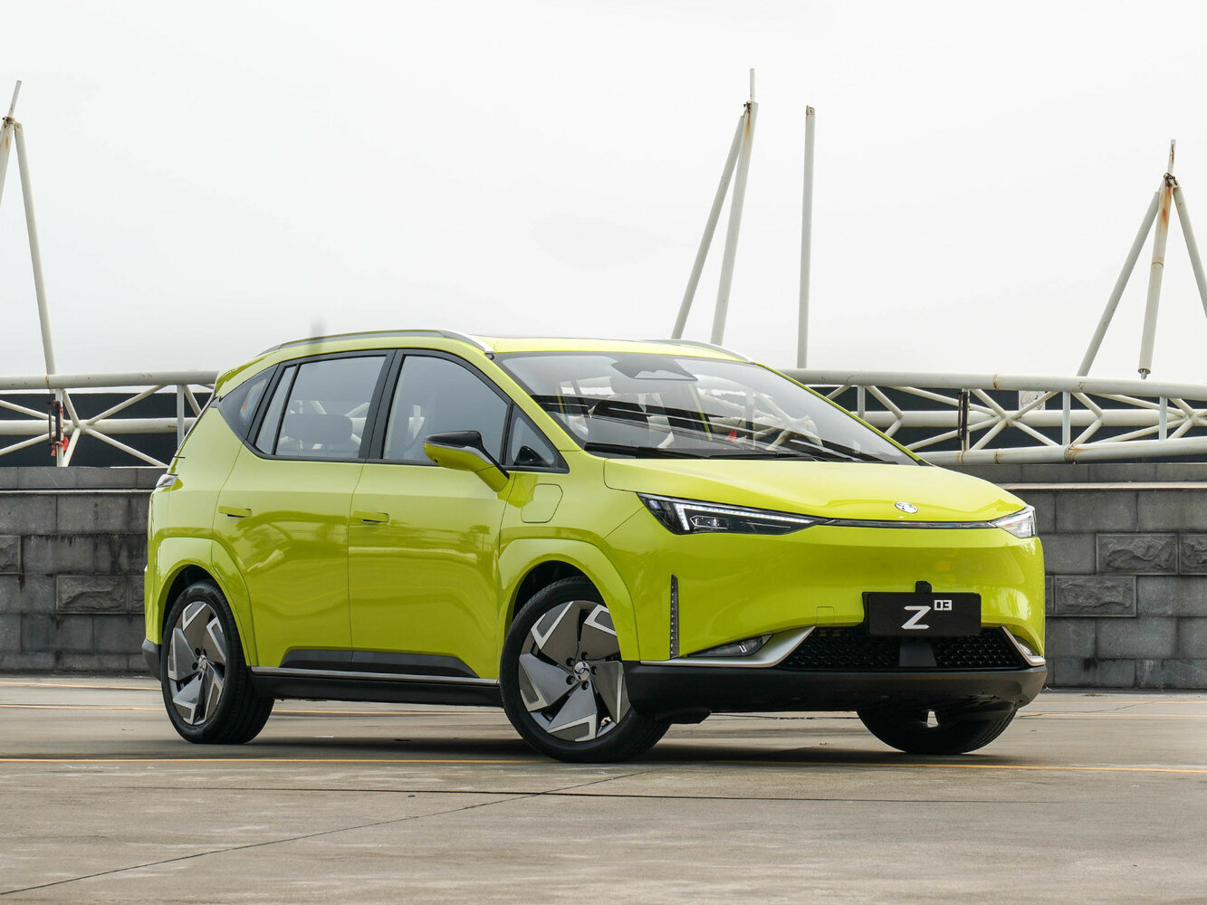 Hycan Z03 I (2021-2025) - Хэтчбек 5 дв.