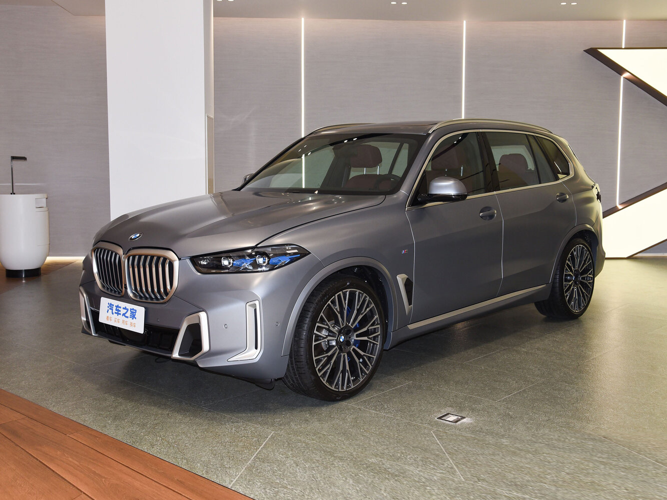 BMW X5 IV (2018-2026) - Внедорожник 5 дв. Long