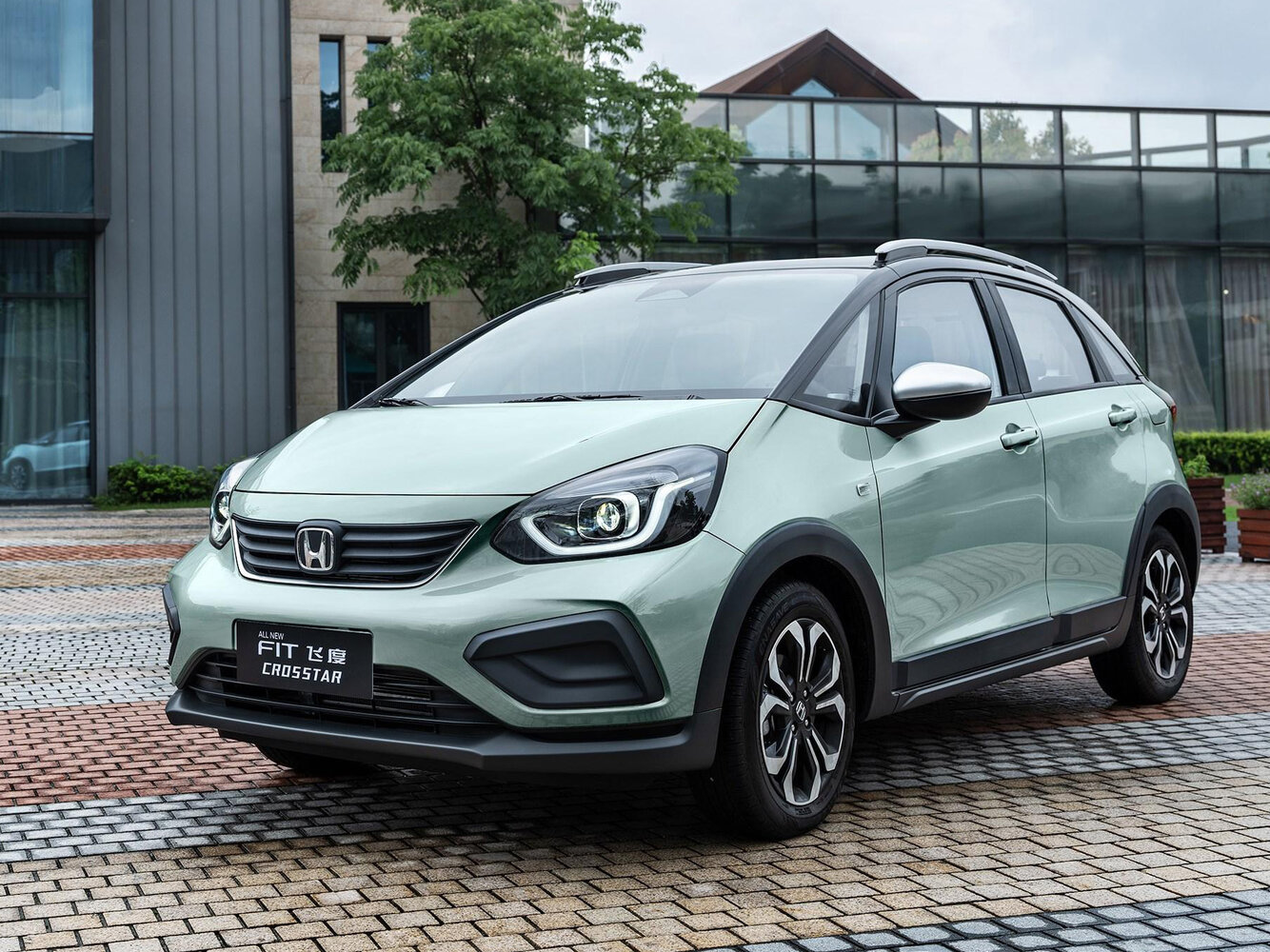 Honda Fit IV (2020-2026) - Хэтчбек 5 дв. Crosstar