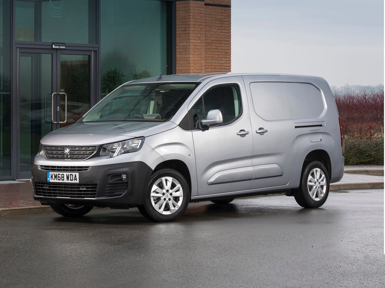 Peugeot Partner III (2018-2026) - Фургон LWB