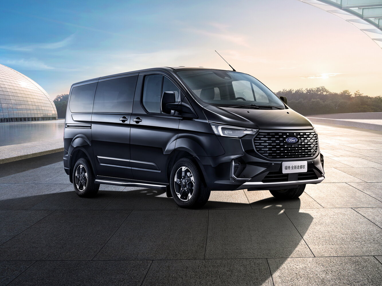 Ford Tourneo Custom I (2012-2026) - Минивэн
