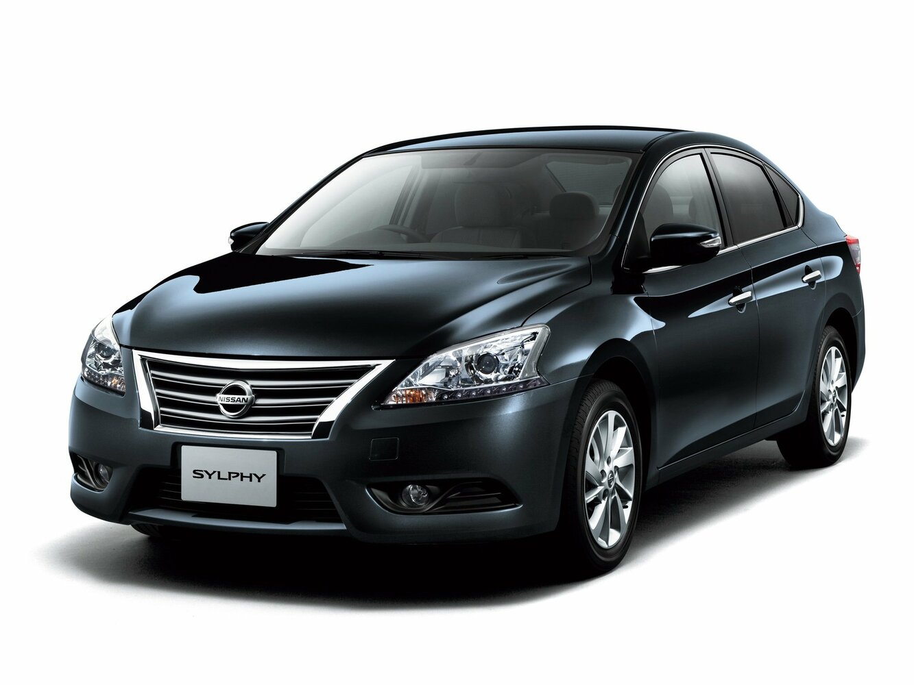 Nissan Sylphy III (2012-2026) - Седан