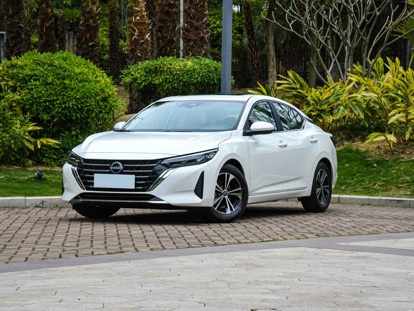Nissan Sylphy IV (2019-2026) - Седан