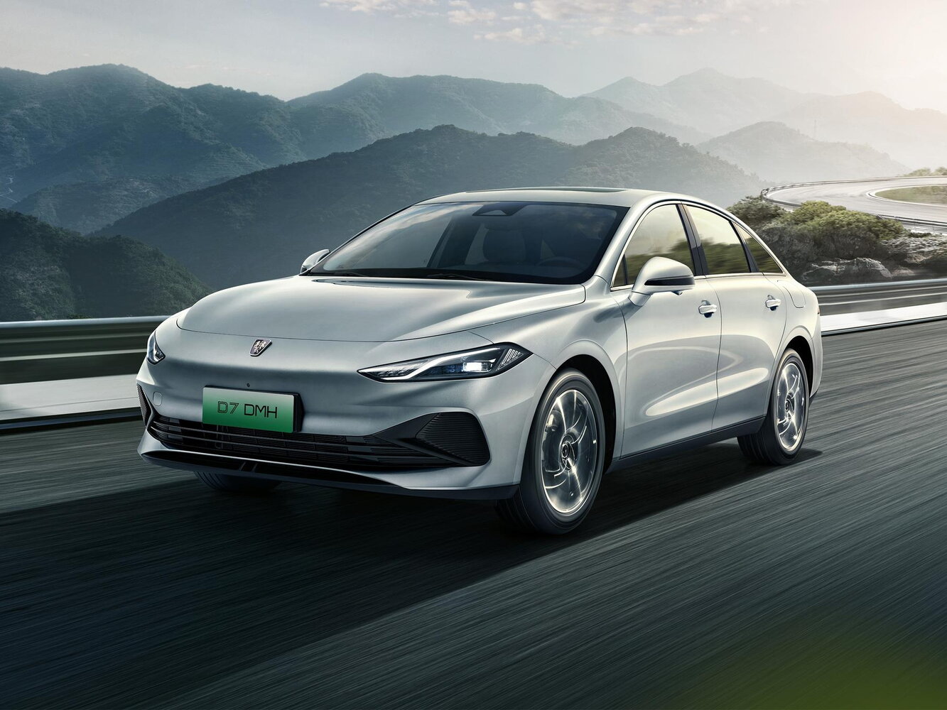 Roewe D7 I (2023-2026) - Седан DMH