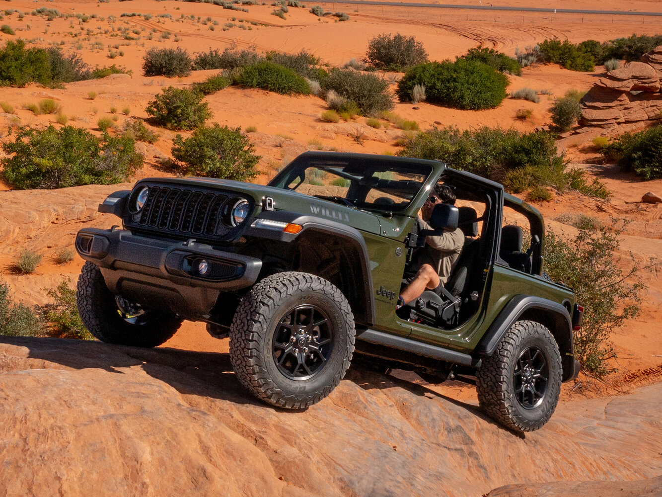 Jeep Wrangler IV (2017-2026) - Внедорожник 3 дв.
