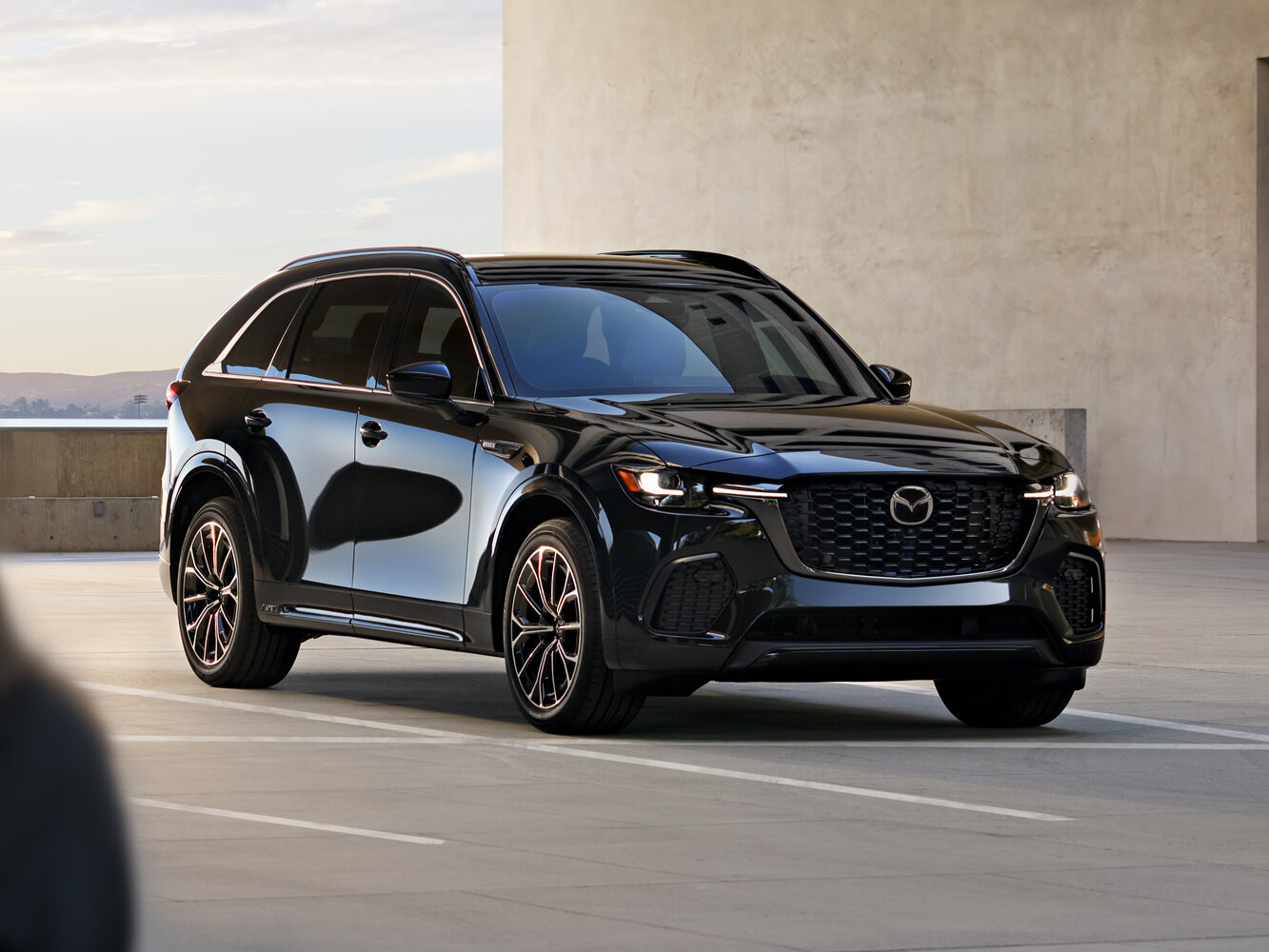 Mazda CX-70 I (2024-2026) - Внедорожник 5 дв.