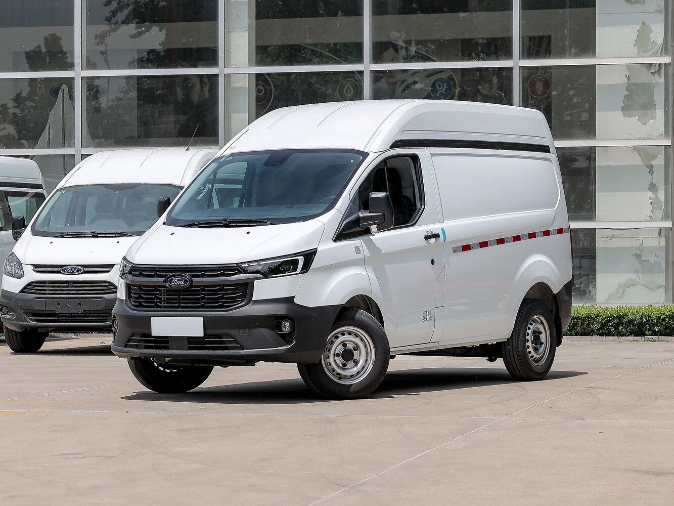 Ford Transit Custom I (2012-2026) - Фургон SWB