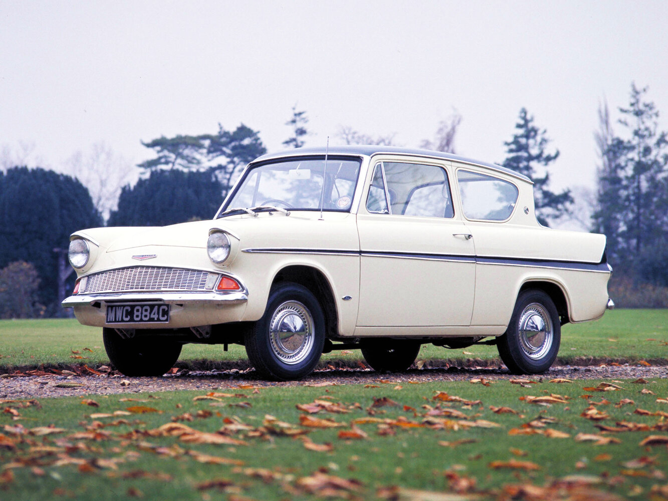 Ford Anglia IV (1959-1968) - Седан 2 дв.
