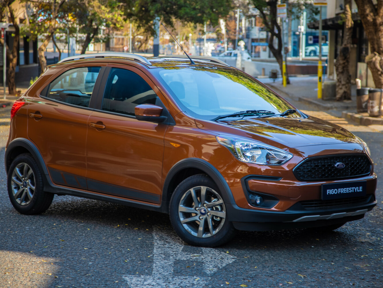 Ford Figo II (2015-2021) - Хэтчбек 5 дв. Freestyle