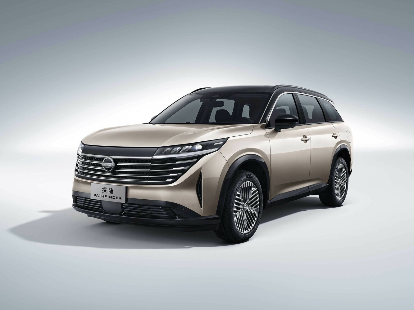 Nissan Pathfinder V (2021-2026) - Внедорожник 5 дв.