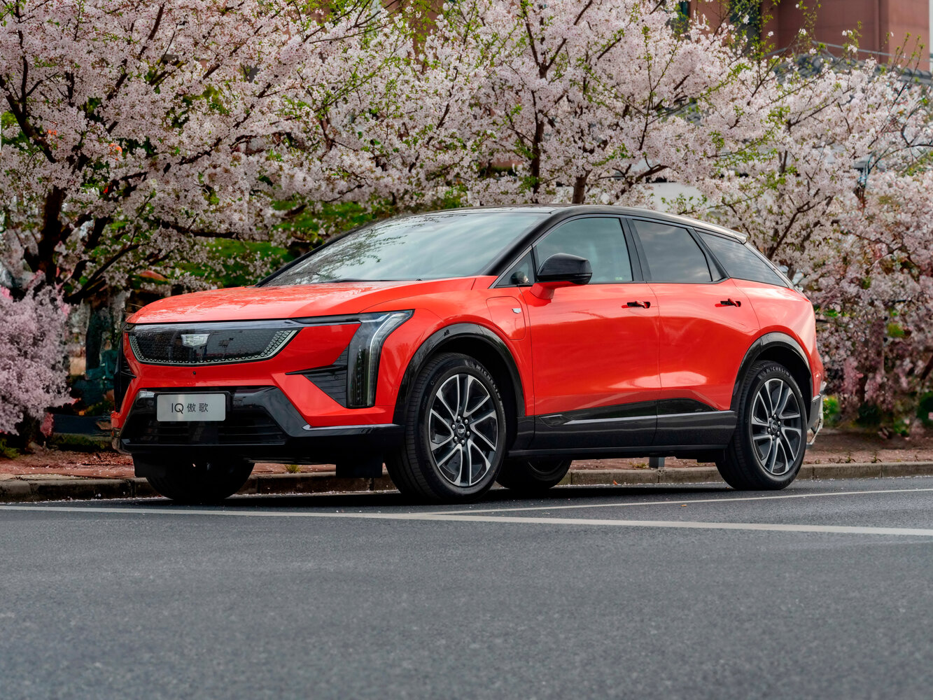 Cadillac Optiq I (2024-2026) - Внедорожник 5 дв.