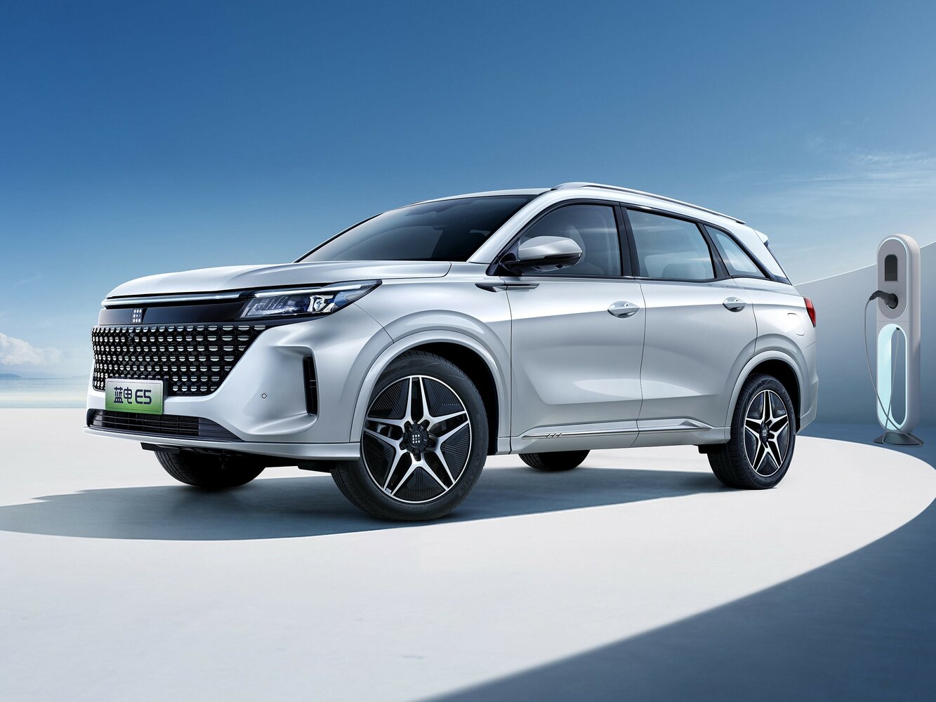 Dongfeng Fengon E5 I (2023-2024) - Внедорожник 5 дв.