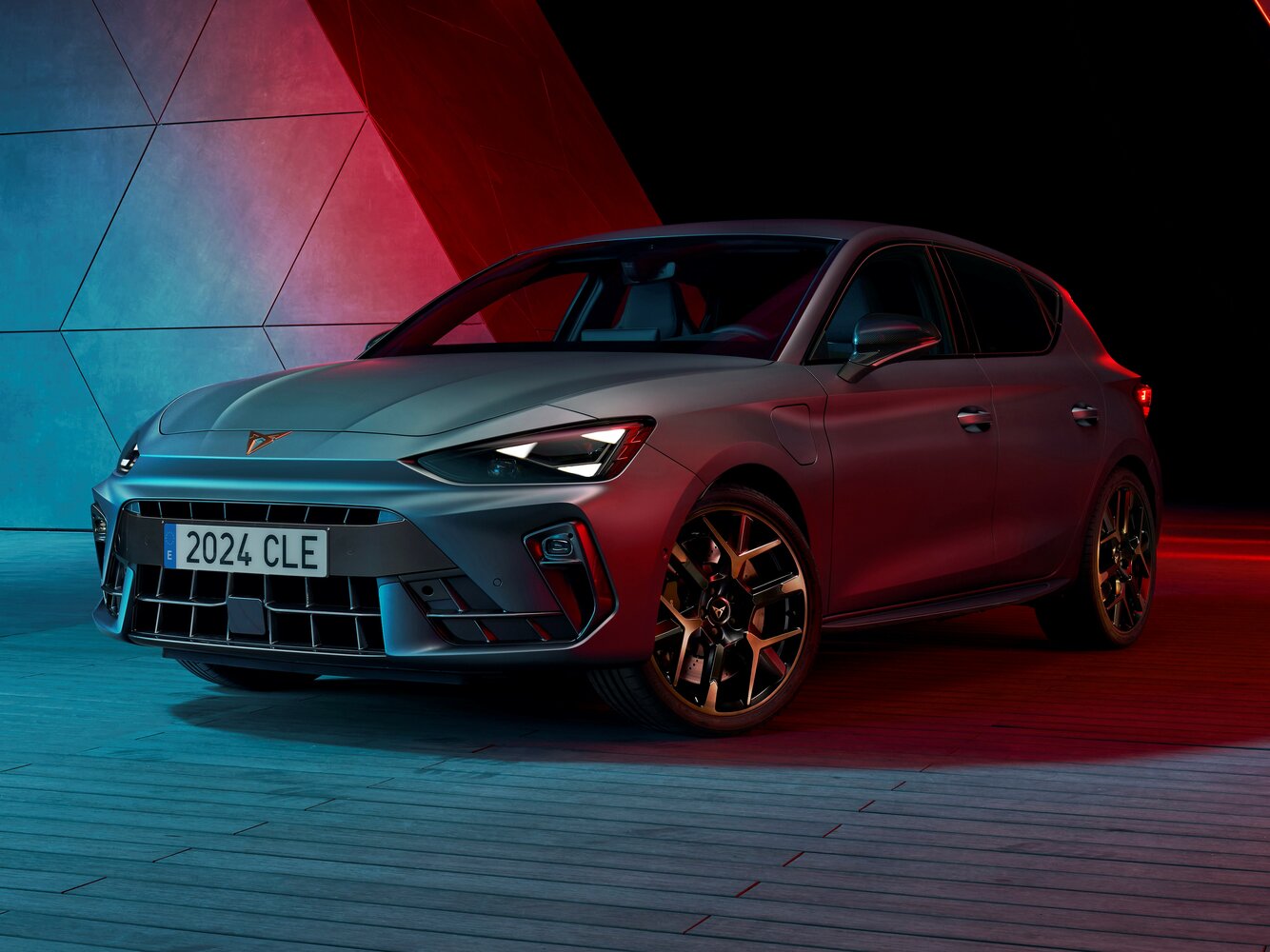 Cupra Leon I (2020-2026) - Хэтчбек 5 дв.