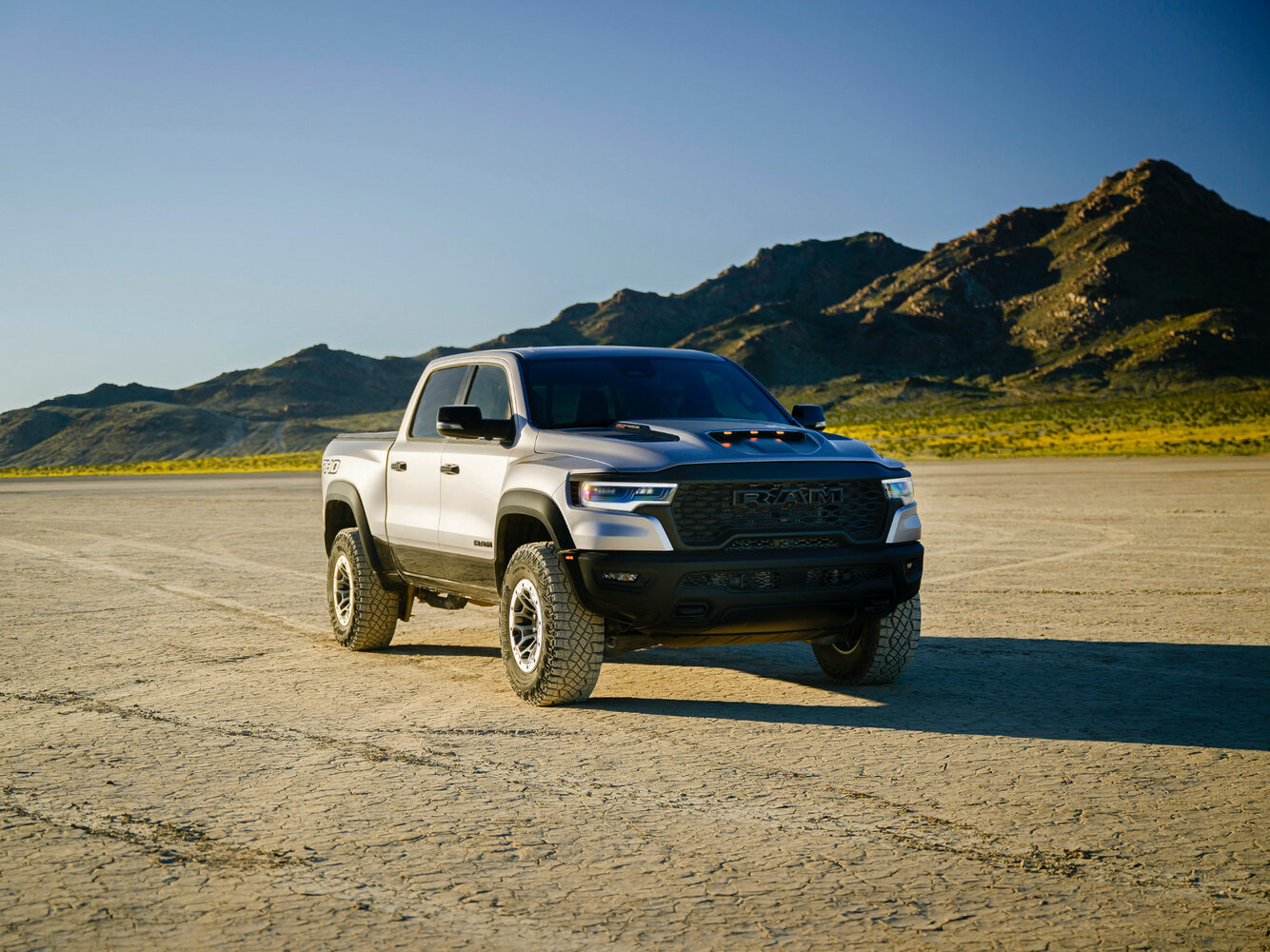 Ram 1500 V (2018-2026) - Пикап Двойная кабина RHO
