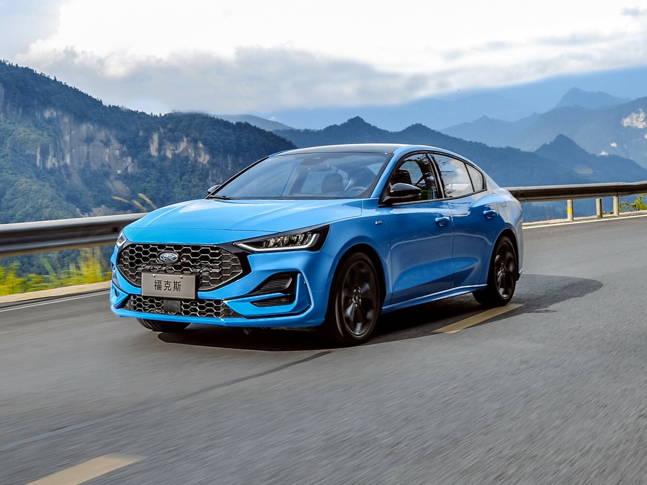 Ford Focus IV (2018-2026) - Седан
