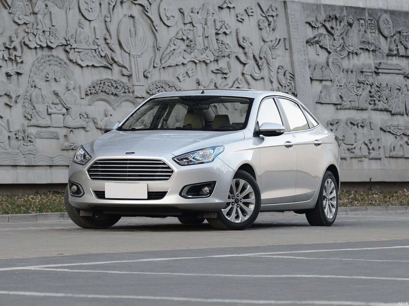 Ford Escort VI (2015-2023) - Седан