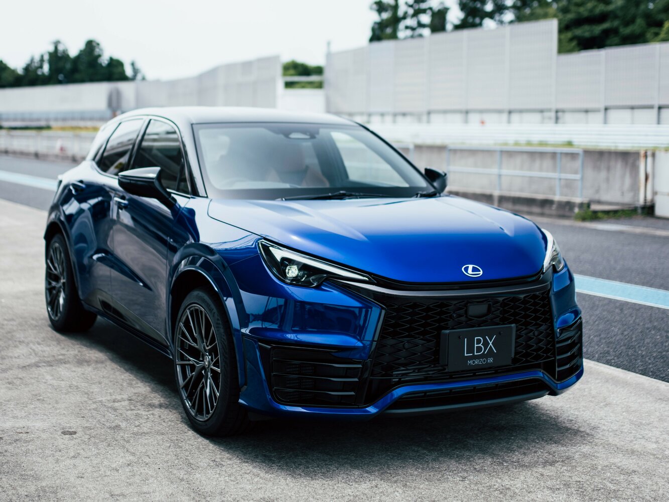 Lexus LBX I (2023-2026) - Внедорожник 5 дв. Morizo RR