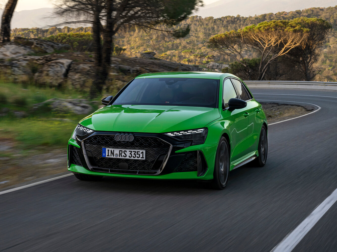 Audi RS 3 III (2021-2026) - Хэтчбек 5 дв. Sportback