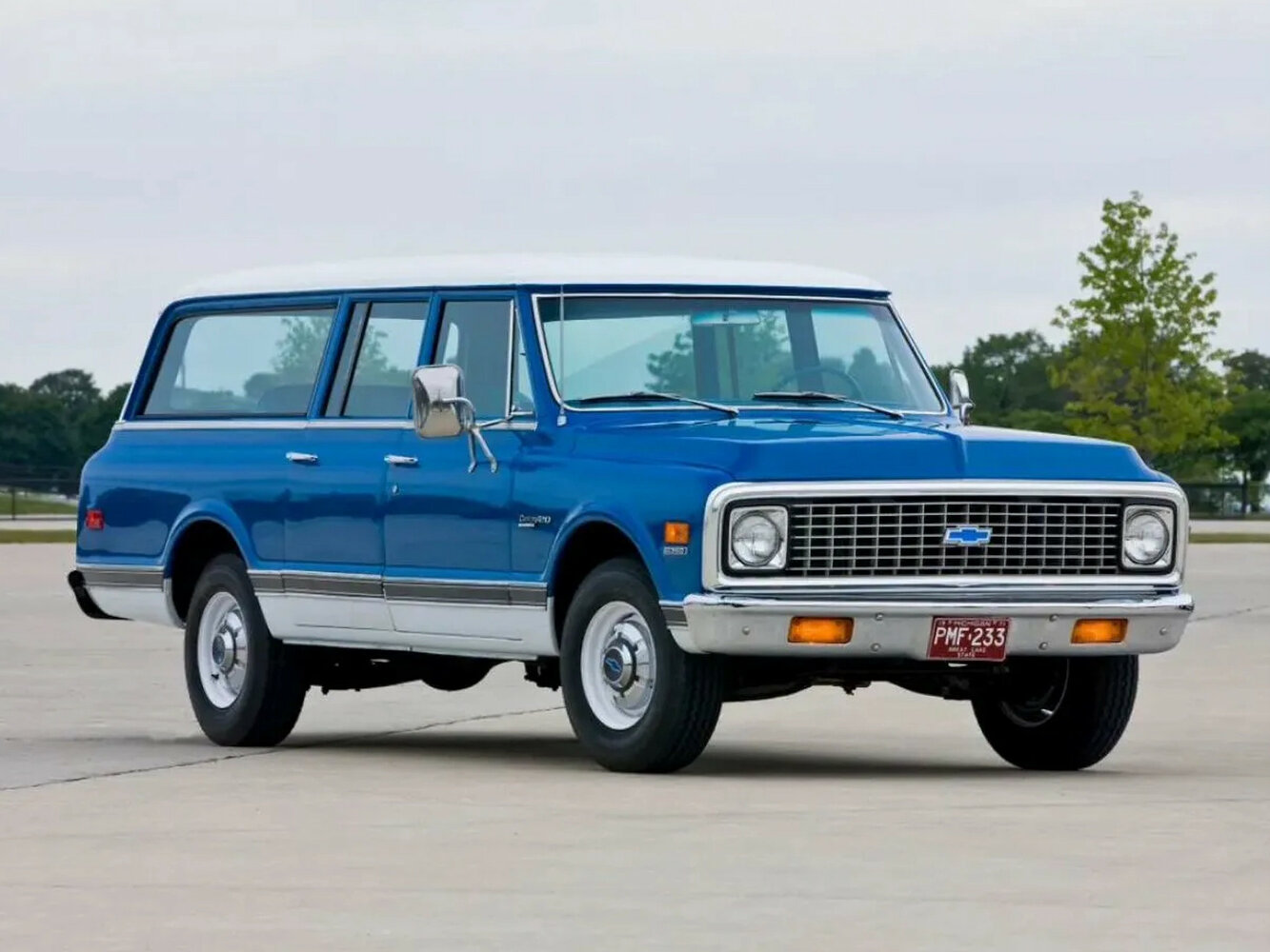 Chevrolet Suburban VI (1967-1972) - Внедорожник 5 дв.