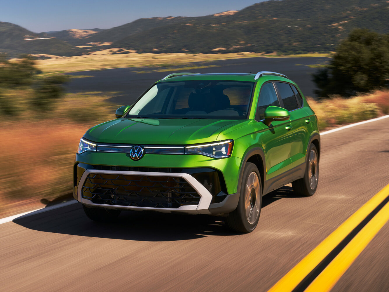 Volkswagen Taos I (2020-2026) - Внедорожник 5 дв.