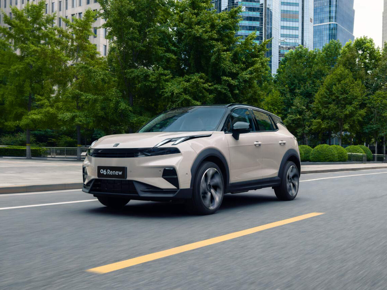Lynk & Co 06 I (2020-2026) - Внедорожник 5 дв.