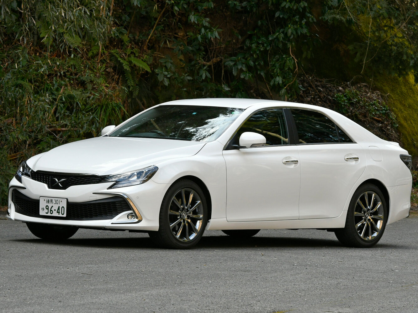 Toyota Mark X II (2009-2019) - Седан