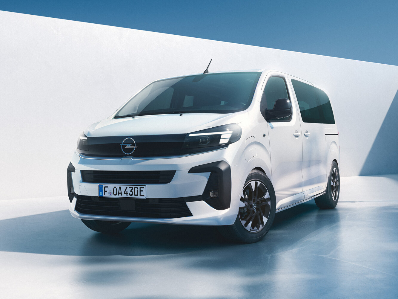 Opel Zafira Life I (2019-2026) - Минивэн XL