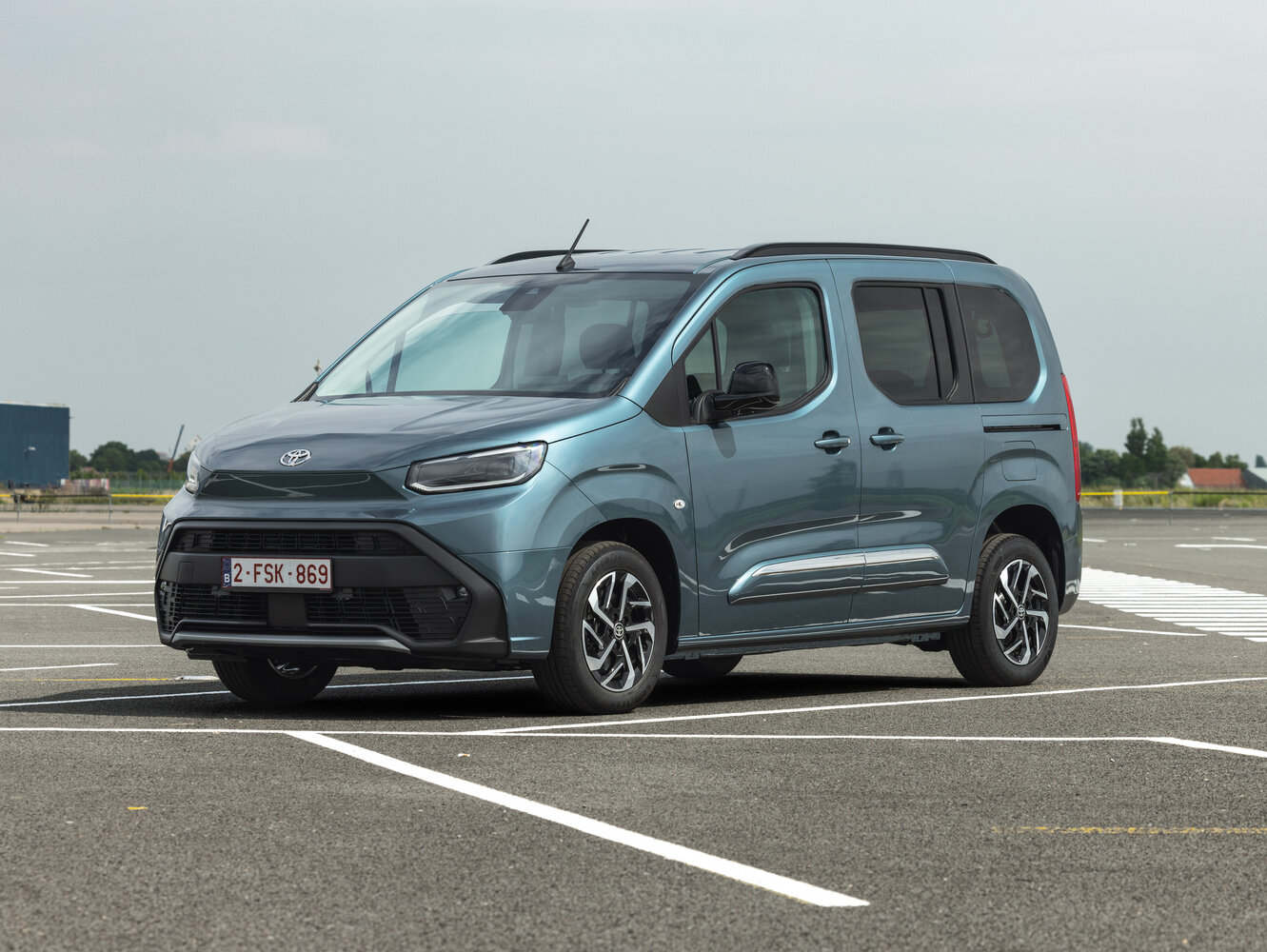 Toyota ProAce City I (2019-2026) - Компактвэн Verso L1