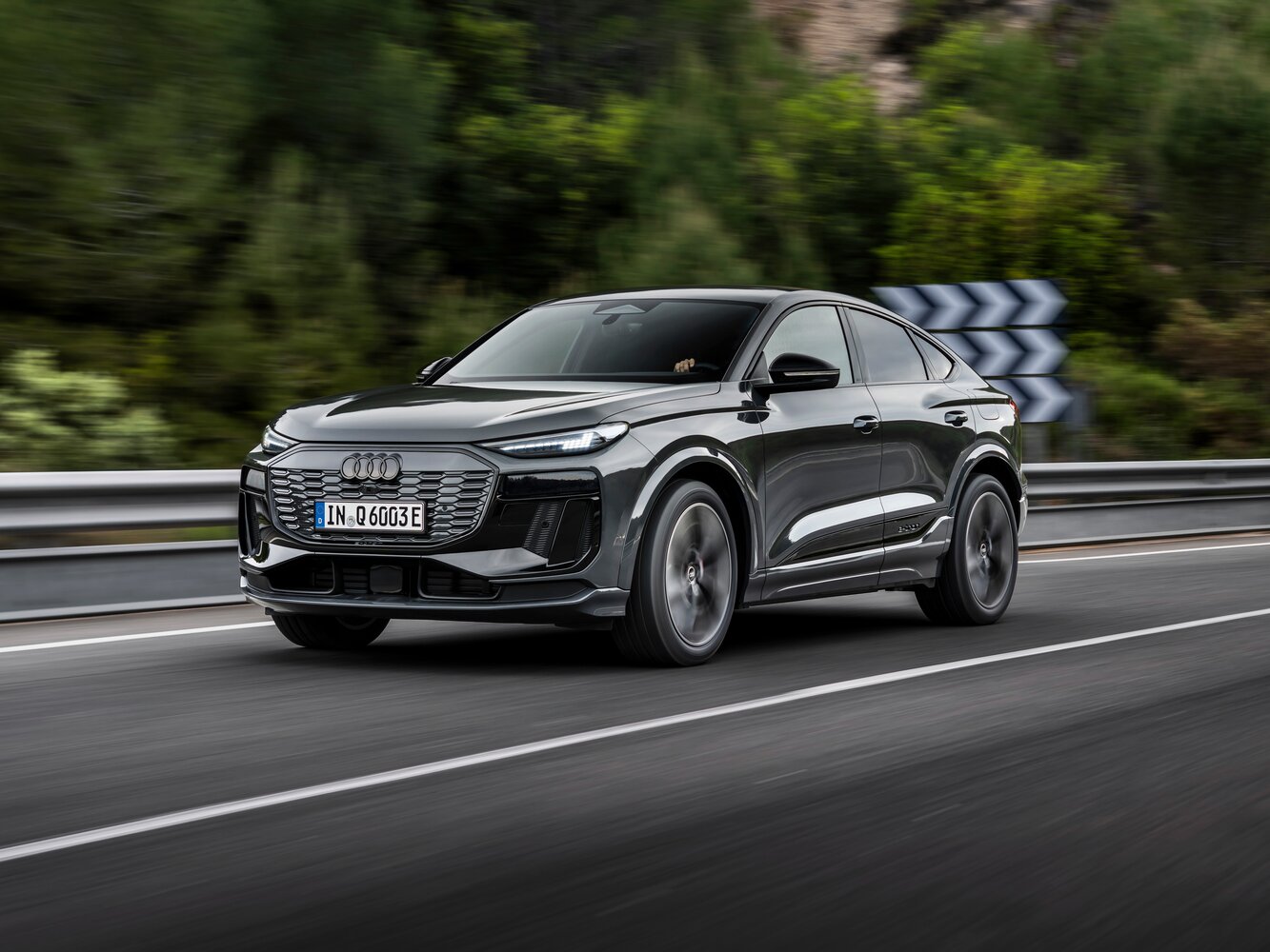 Audi Q6 Sportback e-tron I (2024-2026) - Внедорожник 5 дв.